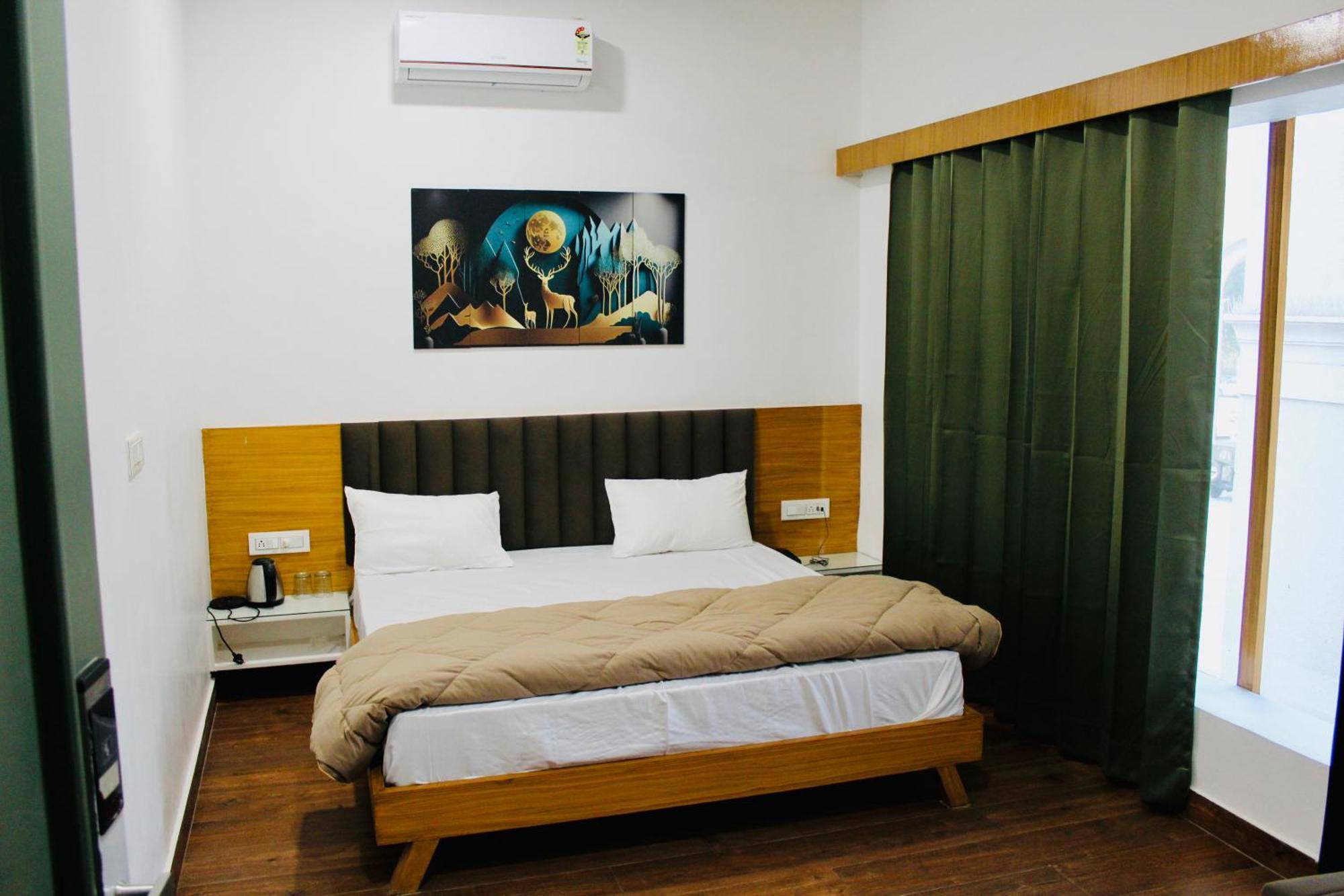 The Loya Hotel Muktsar Exterior foto